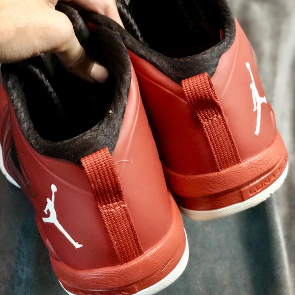 lunarlon basketball shoes